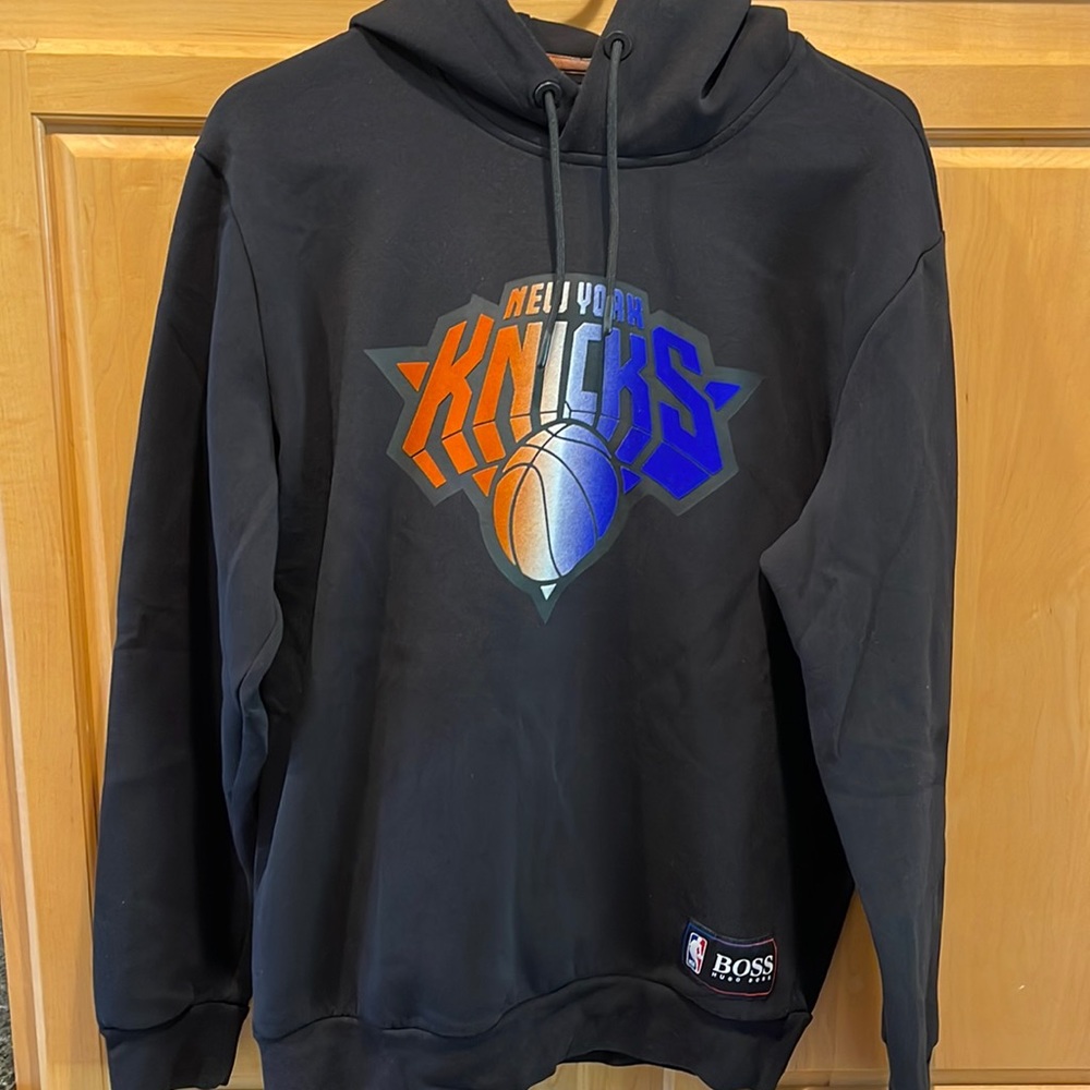 BOSS X NBA MEN'S NEW YORK KNICKS SWEATSHIRT - SIZE L
